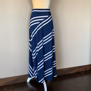 Inc International concepts navy & white skirt Med